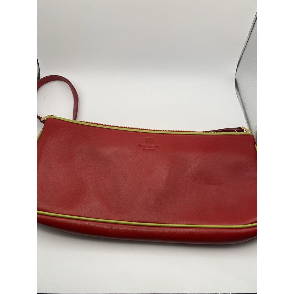 Kate Spade Red Leather Pouch Wristlet 9.5 In With Line Green Piping And Zíper